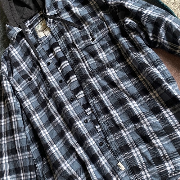 American Eagle Outfitters Navy and Charcoal Plaid Button Down Hoodie Flannel - Picture 6 of 10